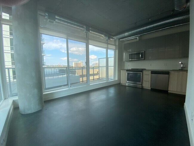 Photo du bâtiment - 624-628 8 Ave SE