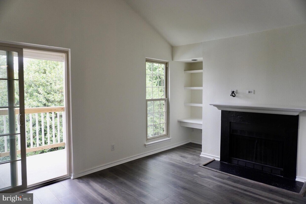 3909 Penderview Dr Unit 1932, Fairfax, VA 22033 Apartment for Rent in