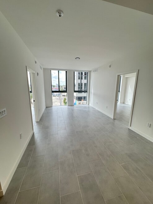 LIVING ROOM - 275 NE 18th St