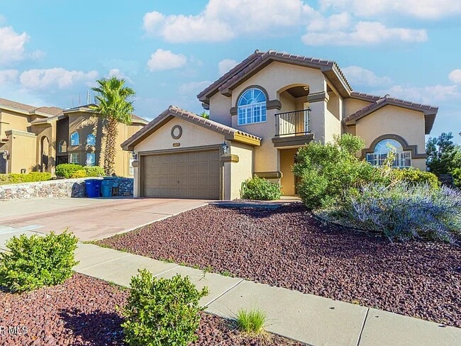 Building Photo - 6088 Los Siglos Dr