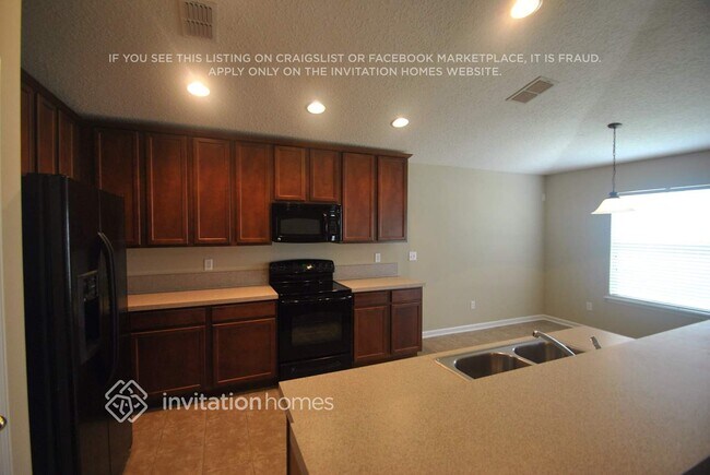 Foto del edificio - 4754 Creek Bluff Ln