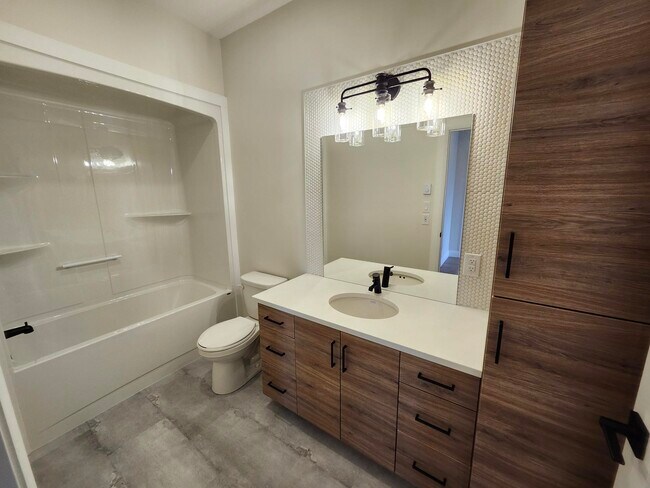 Photo du bâtiment - 180 Hillsborough Rd