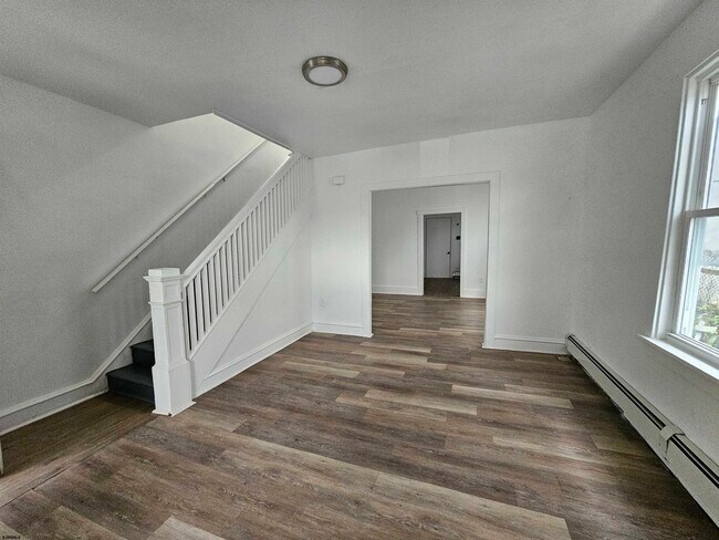 Foto del edificio - 344 N Delaware Ave