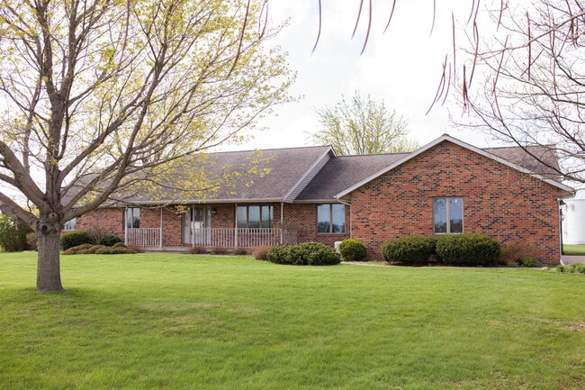 Building Photo - 1066 US-6