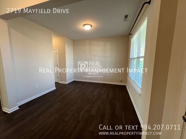 Building Photo - Newly Built, Spacious 3 Bedroom 2.5 Bath M...