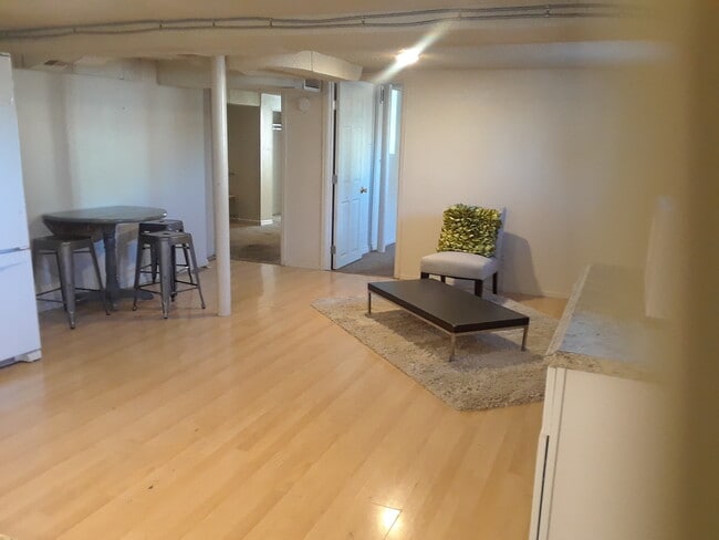 Building Photo - 1396 Meade St