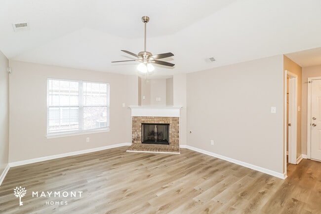 Building Photo - 1193 Casentino St