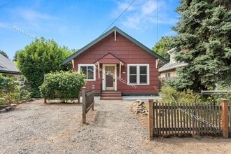 Building Photo - 4722 N Depauw St
