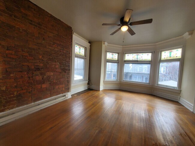 Foto del edificio - 1639 W Turner St