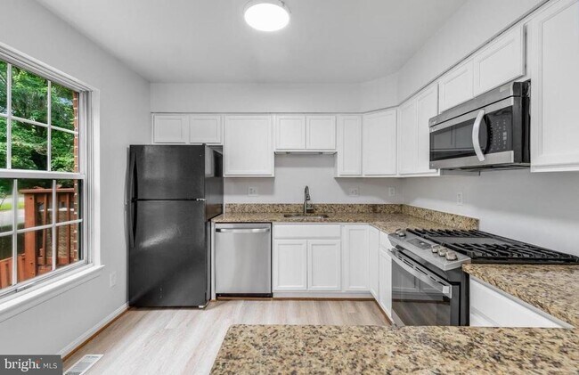 Foto del edificio - 46607 Carriage Ct