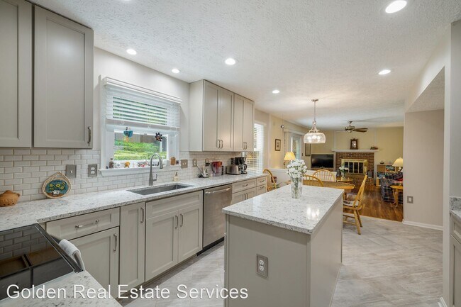 Foto del edificio - 4 br, 2.5 bath House - 1320 Grant St