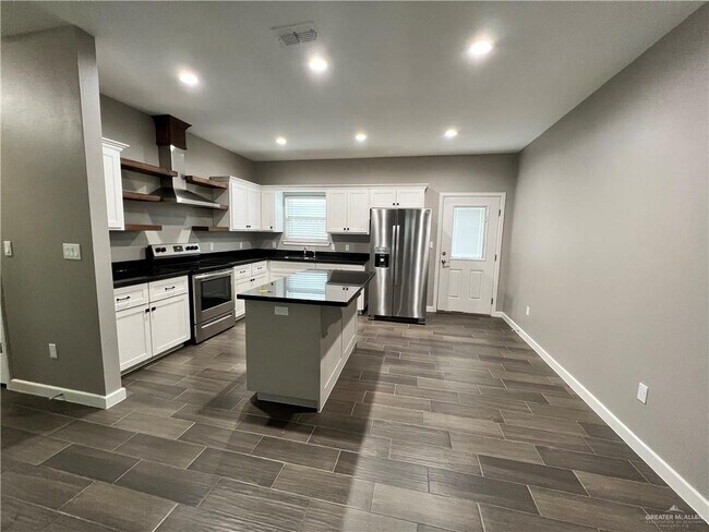 Foto del edificio - 1900 Taft St