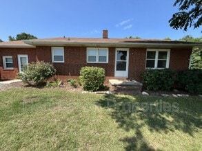 Building Photo - 44623 S Gold Branch Rd
