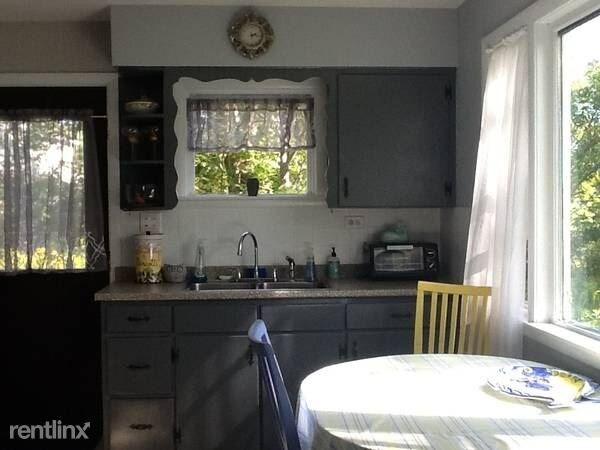 Building Photo - 3 br, 1 bath House - 11 Whale Watch Rd