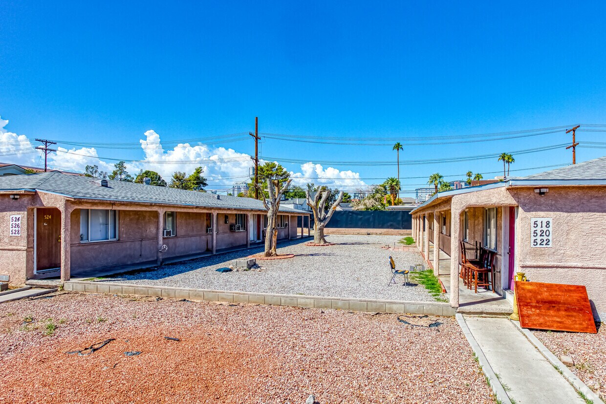 Foto principal - 518-534 S 11th St
