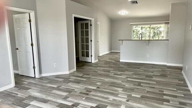 Building Photo - 713 Rue Labeau Cir