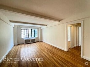 Building Photo - 324 E 41st St
