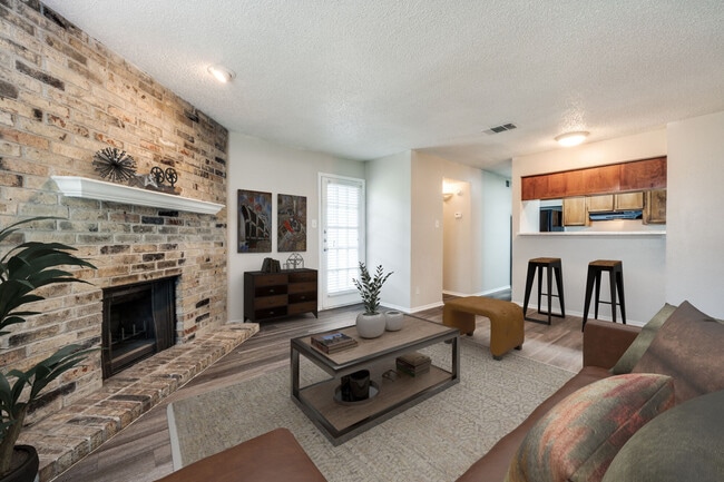 Building Photo - Ridgecrest
