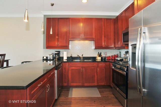Foto del edificio - 4553 N Magnolia Ave