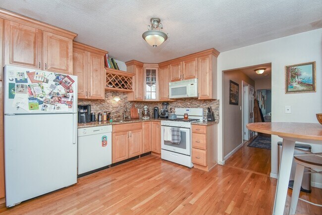 Foto del edificio - 99 Bartlett St