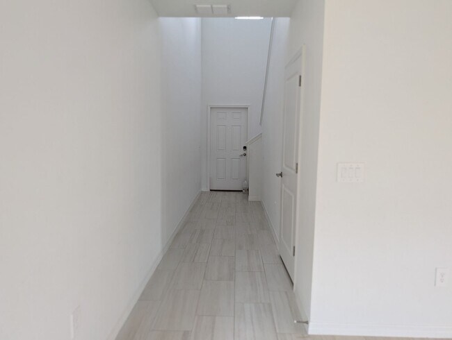 Building Photo - 34990 Gravelly Dr