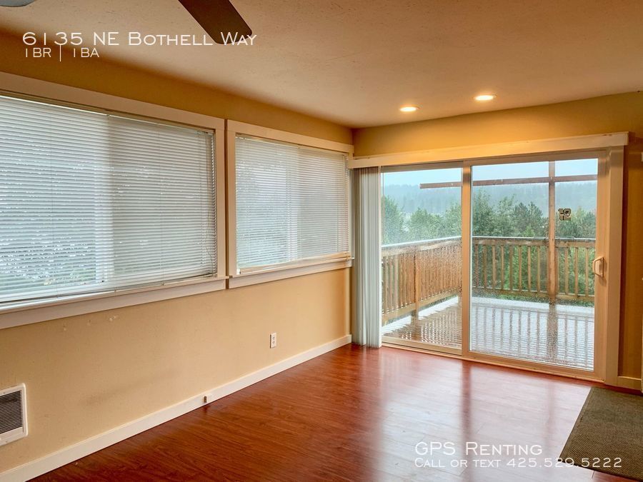 Primary Photo - 6135 NE Bothell Way