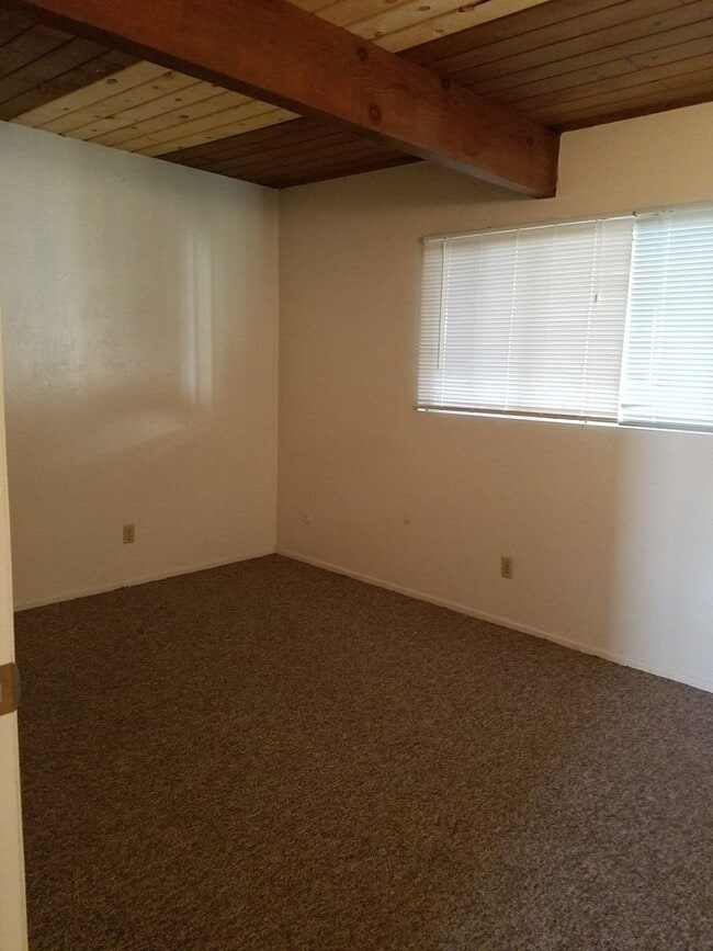 Building Photo - 1109 Pismo St
