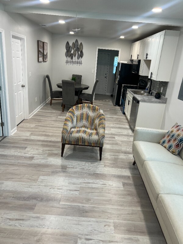 Foto del edificio - 3060 Millerfield Rd