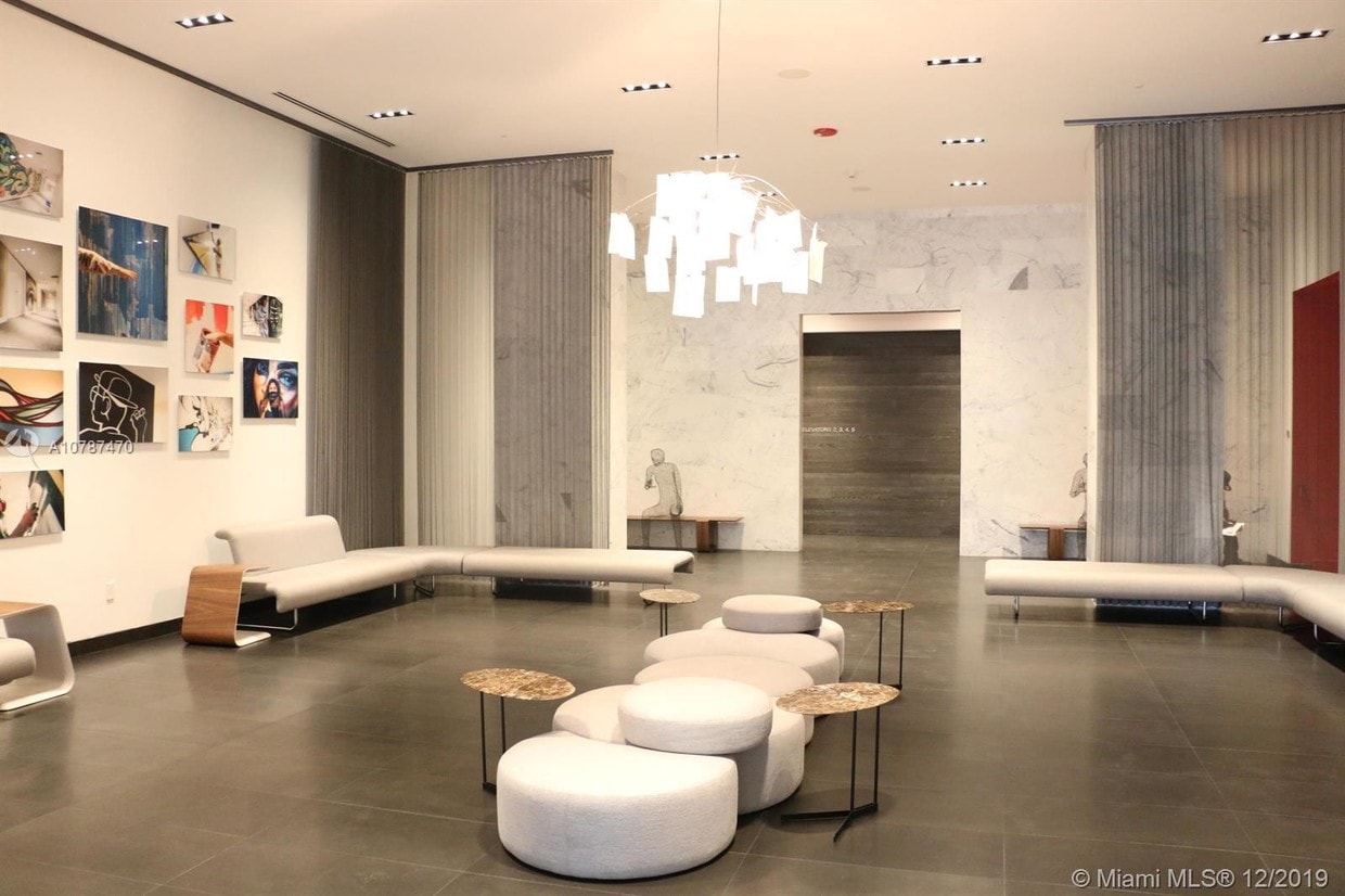 Primary Photo - 1600 NE 1st Ave