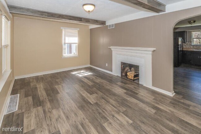 Building Photo - 2 br, 1 bath House - 3620 N Bancroft St