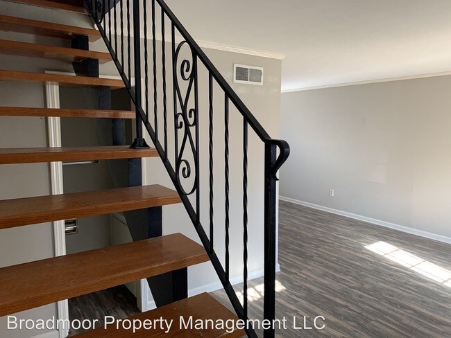Foto del edificio - 2 br, 1.5 bath House - 1368 Vance Ave.