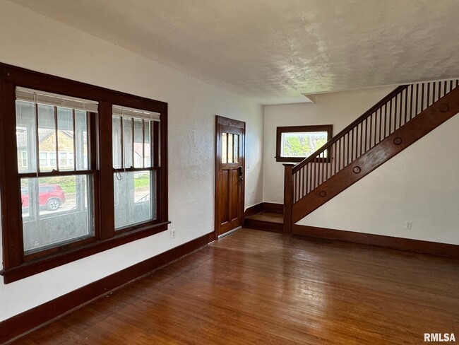 Foto del edificio - 2207 Wilkes Ave