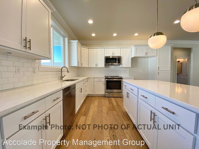 Foto del edificio - 3 br, 2 bath House - 7201 Vista Ridge Avenue
