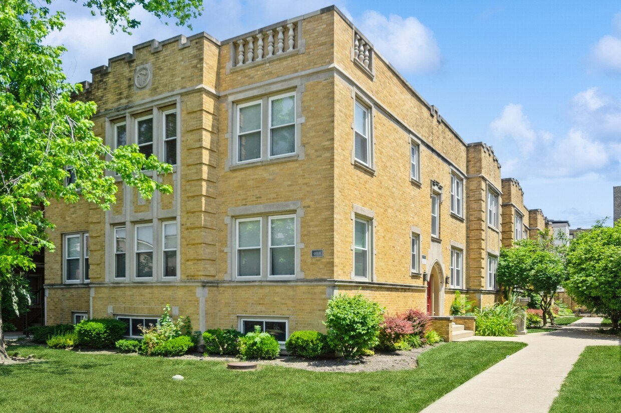 Primary Photo - 4209 N Keystone Ave
