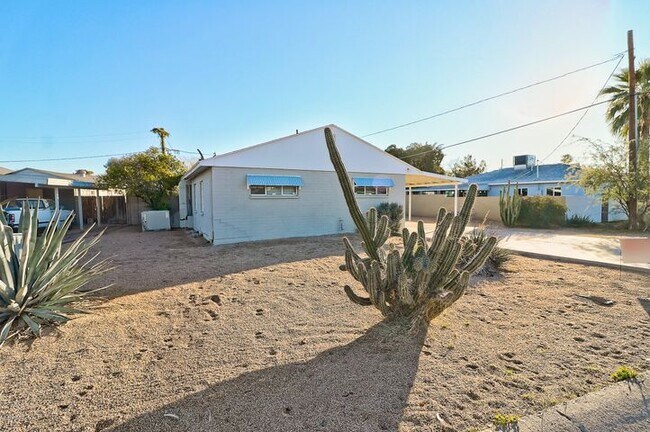 Building Photo - 4507 N 10th Ave