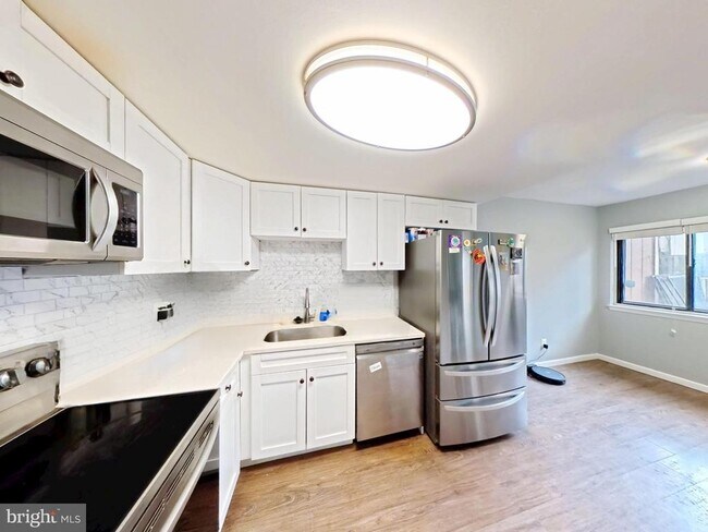 Foto del edificio - 18428 Point Seneca Pl