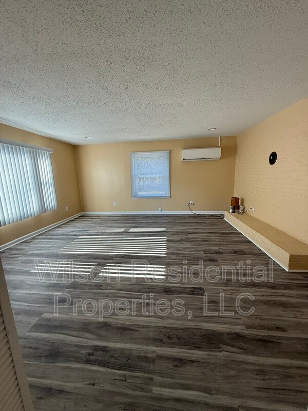 Foto del edificio - 278 Thomas Mock Rd