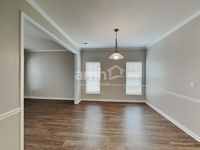 Foto del edificio - 2001 Rosewater Ln