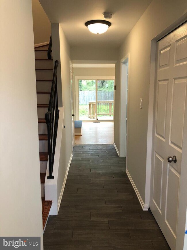 Foto del edificio - 14620 Tynewick Terrace