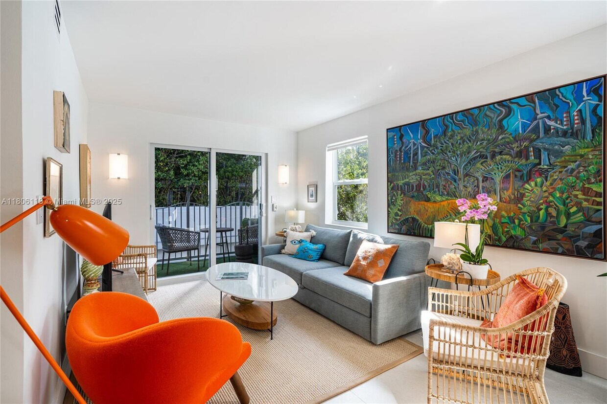 Foto principal - 61 Collins Ave