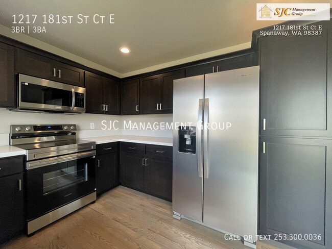 Foto del edificio - 1217 181st St Ct E