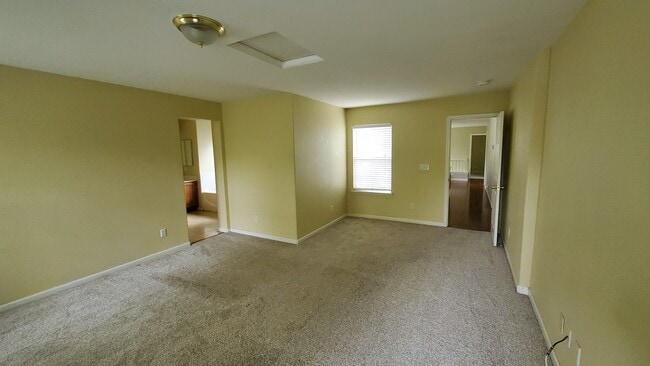Building Photo - 9361 La Tonis Way