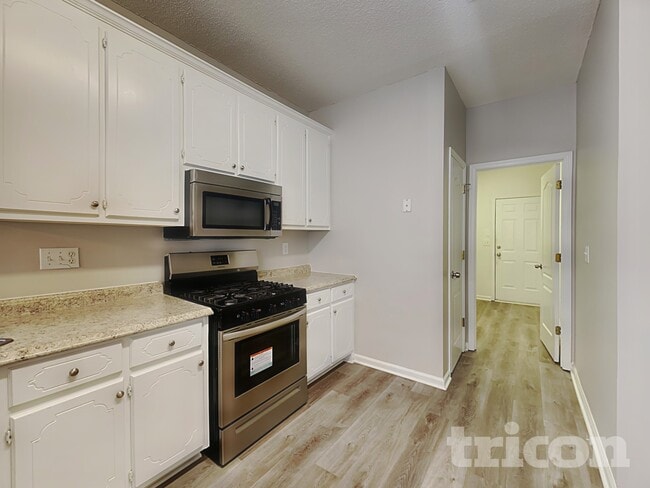 Building Photo - 8018 Christian Ct