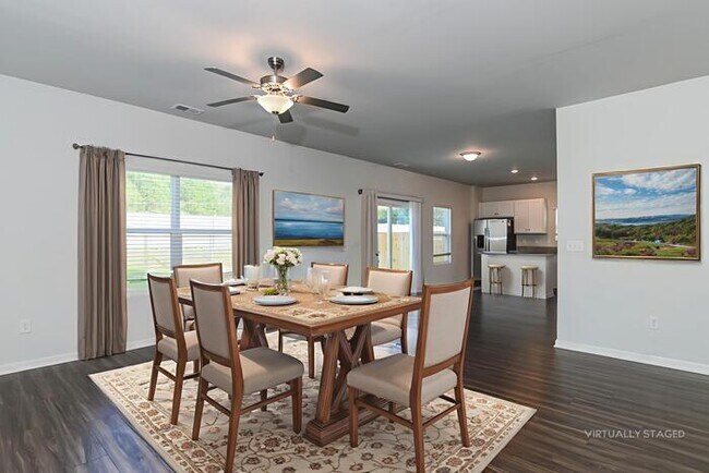 Foto del edificio - Experience Coastal Charm and Modern Design...