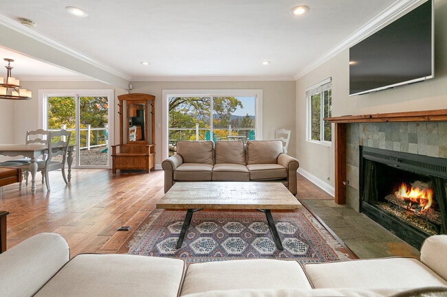 Foto del edificio - 27687 N Bay Rd