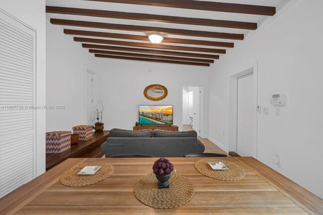 Foto del edificio - 1044 SW 13th Ct