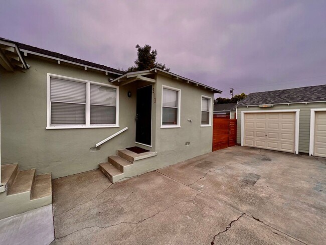 Foto del edificio - Gorgeous One-Bedroom, One-Bathroom Home Lo...