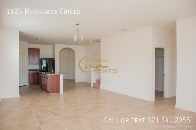 Foto del edificio - 1623 Musgrass Cir