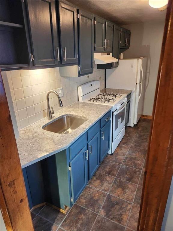 Building Photo - 263 Bourne Ave