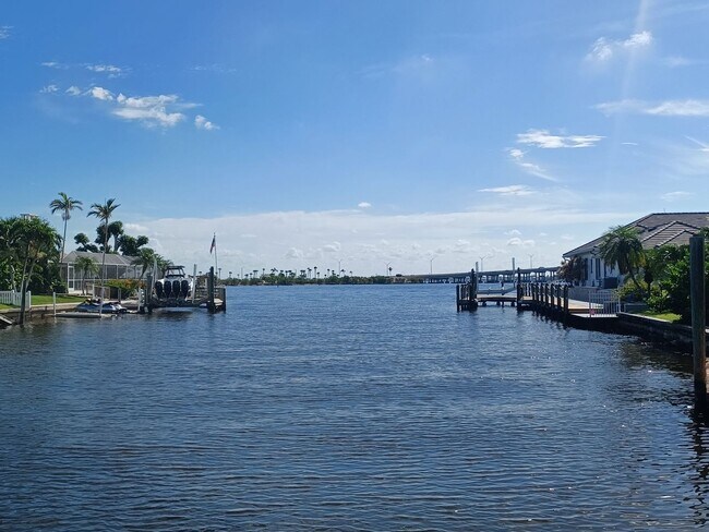 Foto del edificio - Ocean view FULLY FURNISHED 2+ / 2 with Boa...